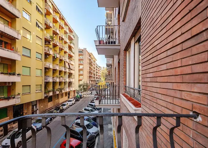 Vespa S House 10 Minuti Musei Vaticani * Rom